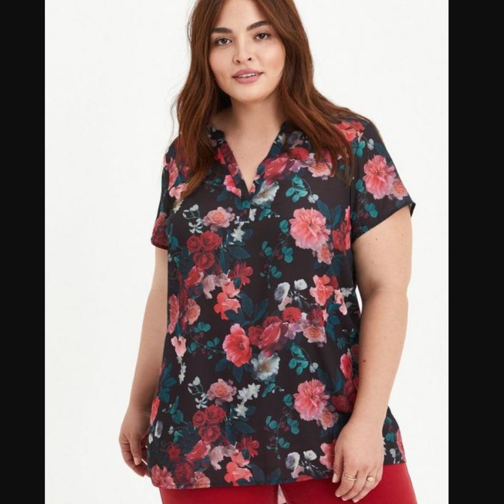 GUC, CUTE** - TORRID Floral Georgette Hi-Low Tunic Blouse | OFFERS WELCOME!